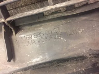 1698850023 Решетка радиатора Mercedes A W169 Арт e11890696, вид 3