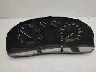 09051940090 Щиток приборов (приборная панель) Volkswagen Passat B5 Арт e11871574, вид 1