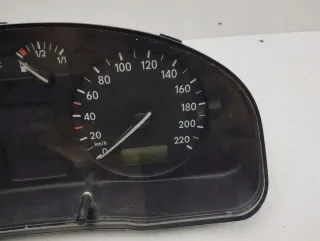 09051940090 Щиток приборов (приборная панель) Volkswagen Passat B5 Арт e11871574, вид 2