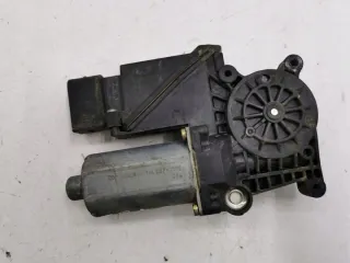 119830300 Моторчик стеклоподъемника Mercedes A W168 Арт e11862340, вид 1