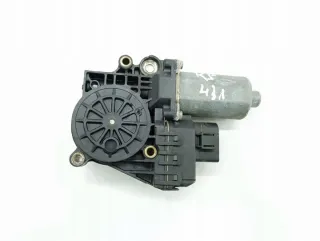 0130821784 Моторчик стеклоподъемника Audi A6 C5 (S6,RS6) Арт e11862023, вид 1