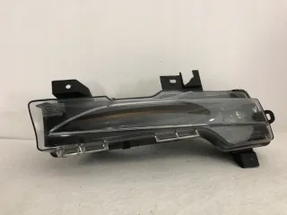 1077396-00-D Фара противотуманная правая Tesla model 3 Арт e11856577, вид 1