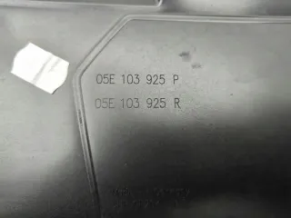 05E103925P Декоративная крышка двигателя Audi Q3 1 Арт e11853481, вид 5