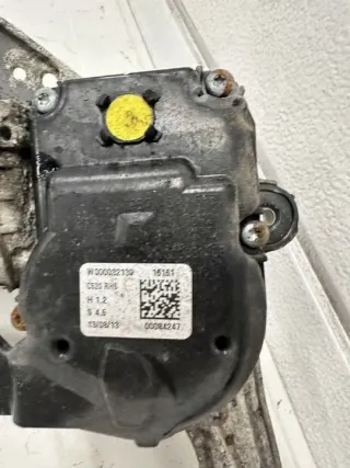 W000027447 Механизм стеклоочистителя (трапеция дворников) Ford Kuga 2 Арт e11852879, вид 3
