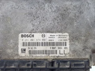0281001674 Блок управления двигателем Opel Astra G Арт e11851152, вид 3