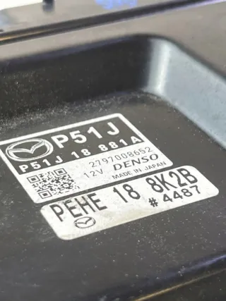 p51j18881a 2797008652 pehe188k2b Блок управления двигателем Mazda 3 BM Арт e11850665, вид 4