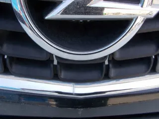 13266577 Решетка радиатора Opel Astra J Арт e11848527, вид 7