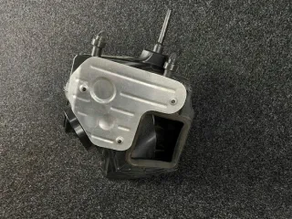 8W0133835P Корпус воздушного фильтра Audi A4 B9 Арт e11841256, вид 3