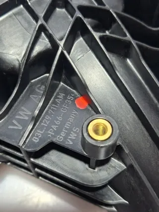 03L129711AM Коллектор впускной Audi A3 8P Арт e11837098, вид 4