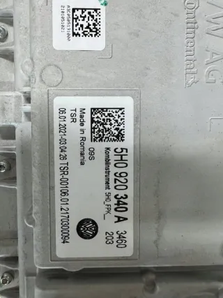 5H0920340A Щиток приборов (приборная панель) Volkswagen Golf 8 Арт e11836897, вид 3