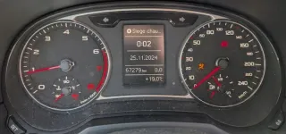 2010-2014 8X0920930 Щиток приборов (приборная панель) Audi A1 Арт e11836290, вид 3