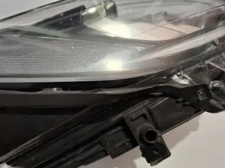 LV4B-13E016-AN L90188364 LV4B13E016AN Фара правая Ford Kuga 3 Арт e11833780, вид 8