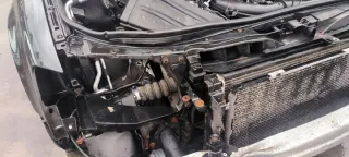  Передняя панель крепления облицовки (телевизор) Audi A4 B7 Арт e11831916, вид 4