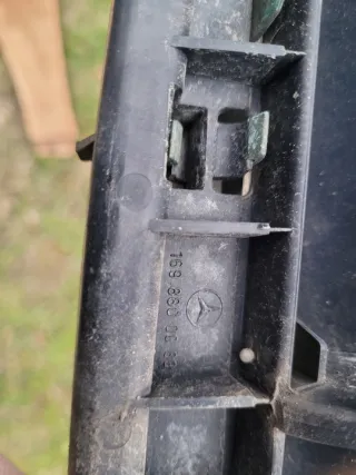 1698800083 Решетка радиатора Mercedes A W169 Арт e11825822, вид 3