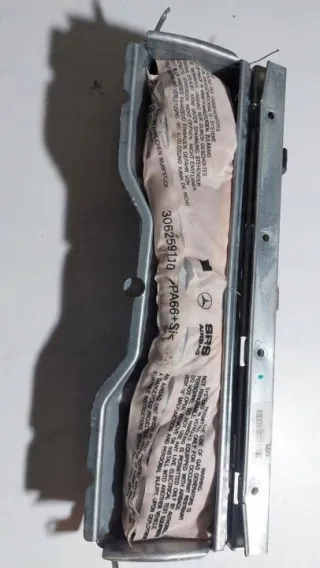 2011-2014 306026999-AR Подушка безопасности Mercedes C W204 Арт e11822595, вид 1