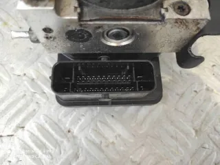 476601418R Блок ABS Renault Trafic 3 Арт e11819678, вид 4