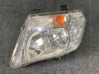260605X10B Фара левая Nissan Navara D40 Арт e11813405, вид 1