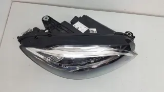 A2059068005 Фара правая Mercedes C W205 Арт e11813115, вид 3