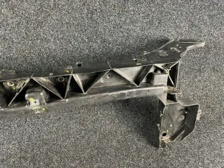 8200290143 Передняя панель крепления облицовки (телевизор) Renault Clio 3 Арт e11802391, вид 3