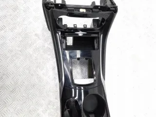 96992-5DF0A 96924-5DF0A Подлокотник Infiniti Q30 Арт e11796847, вид 9