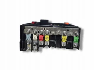 63592777 Блок предохранителей Volkswagen Passat B6 Арт e11780704, вид 3