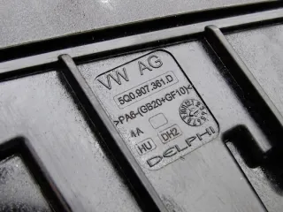 5Q0937125B Блок предохранителей Skoda Superb 3 Арт e11780523, вид 4