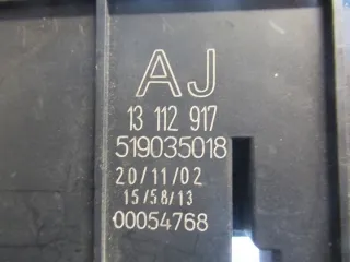13112917 Блок предохранителей Opel Vectra C  Арт e11780163, вид 2