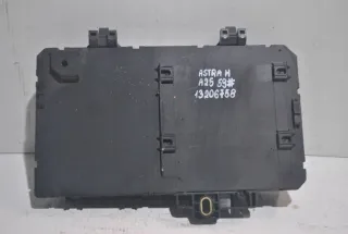 13206758HF 13206758 Блок предохранителей Opel Astra H Арт e11780078, вид 1