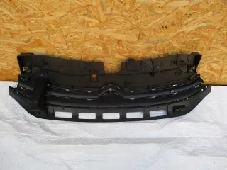 9812063477 Решетка радиатора Citroen C3 3 Арт e11776253, вид 2