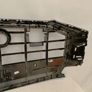 4M8853651D Решетка радиатора Audi Q8 Арт e11775944, вид 8