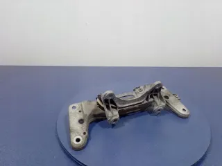 6796611 Подушка крепления КПП BMW 2 F45/F46 Арт e11768368, вид 1