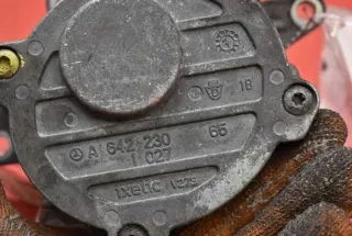 A6422301027 Насос вакуумный Mercedes R W251 Арт e11745982, вид 8