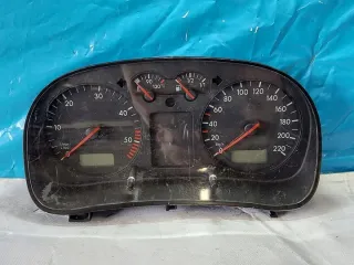 1J0920802E Щиток приборов (приборная панель) Volkswagen Golf 4 Арт e11740801, вид 1