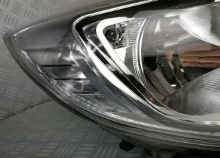 2010-2014 BM51-13W029 BM51-13D154 Фара правая Ford Focus 3 Арт e11737698, вид 5