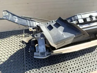  Передняя панель крепления облицовки (телевизор) Audi A4 B8 Арт e11736121, вид 3