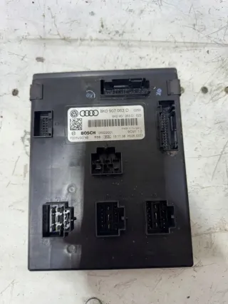 8K0907063D Блок предохранителей Audi A4 B8 Арт e11733915, вид 1