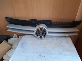 1J0853655D Решетка радиатора Volkswagen Golf 4 Арт e11730352, вид 1
