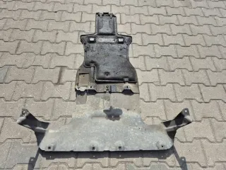 7P0825285 Декоративная крышка двигателя Volkswagen Touareg 2 Арт e11729313, вид 1