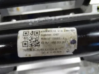 8W0864283A 17033491339 Подлокотник Audi A4 B9 Арт e11711352, вид 5