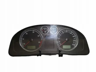 110080136 110080136004 Щиток приборов (приборная панель) Volkswagen Passat B5 Арт e11706760, вид 1