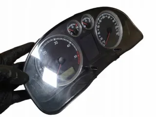110080136 110080136004 Щиток приборов (приборная панель) Volkswagen Passat B5 Арт e11706760, вид 2