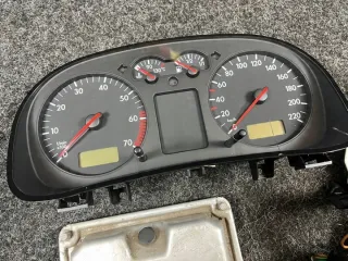 036906032D Блок управления двигателем Volkswagen Golf 5 Арт e11703967, вид 2