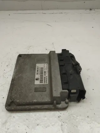 03E906033F Блок управления двигателем Skoda Fabia 1 Арт e11703152, вид 3