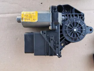 1C0959811A Моторчик стеклоподъемника Volkswagen Golf 4 Арт e11675818, вид 1