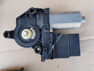 1C0959811A Моторчик стеклоподъемника Volkswagen Golf 4 Арт e11675818, вид 3