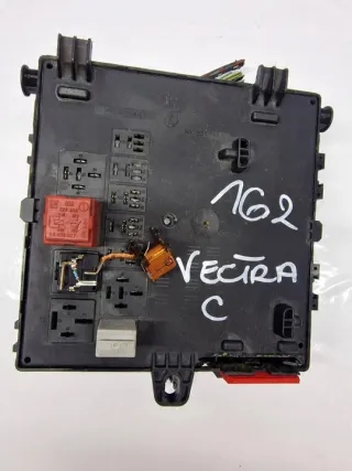 0263004031 460023260 Блок предохранителей Opel Vectra C  Арт e11671155, вид 1