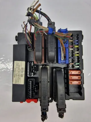 0263004031 460023260 Блок предохранителей Opel Vectra C  Арт e11671155, вид 3