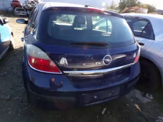 13145014 12442863 Блок предохранителей Opel Astra H Арт e11670845, вид 6