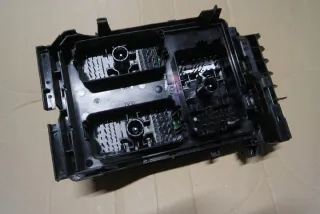 39216533 812461952 Блок предохранителей Opel Astra K Арт e11670700, вид 2