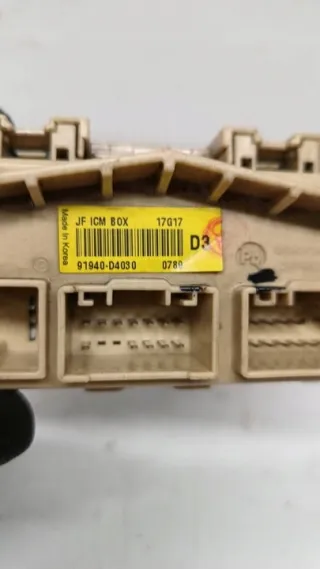 91940-D4030 91940D4030 Блок предохранителей Kia Optima 4 Арт e11669658, вид 3